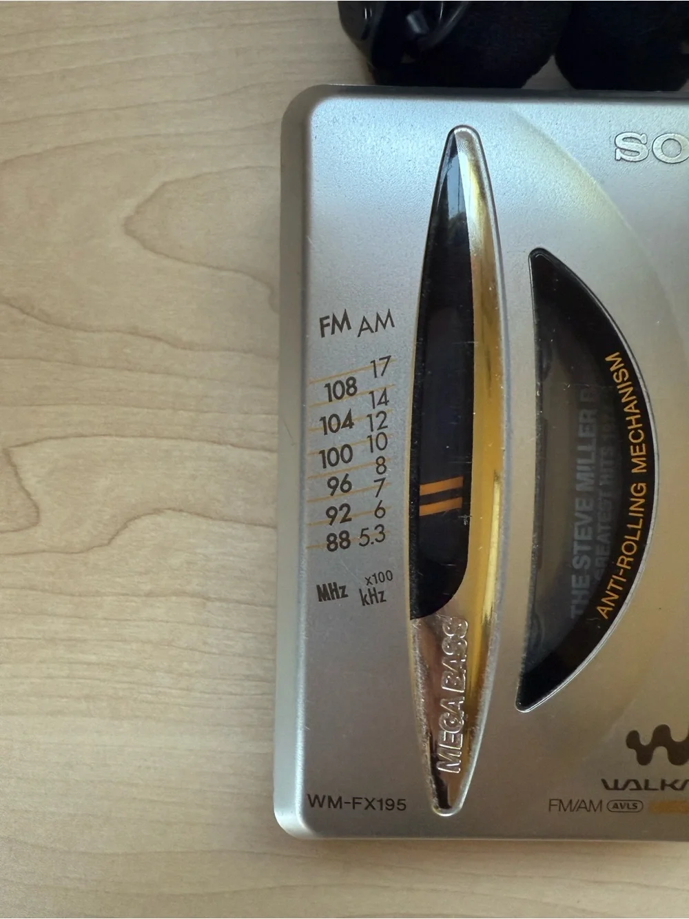 Sony WM-FX195 Walkman AM / FM Stereo Cassette Player with Auto Shut-Off